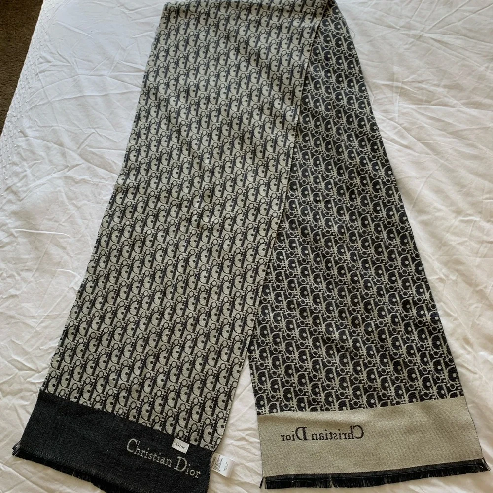 Authentic Christian Dior Oblique Bleu Marine Scarf